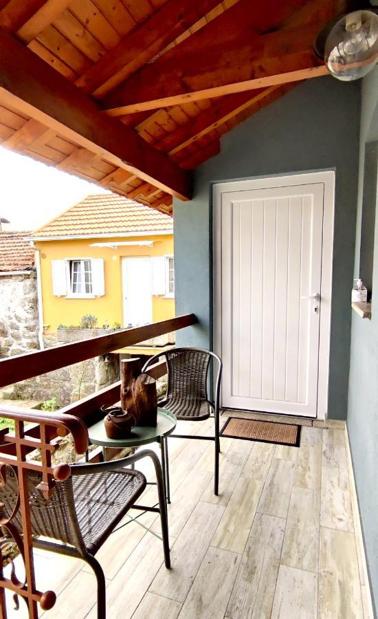 Casa Rural d 'Avó - sossego do campo - 5 adultos Alhais Exterior foto